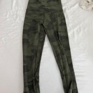 NWOT Lululemon align camo leggings